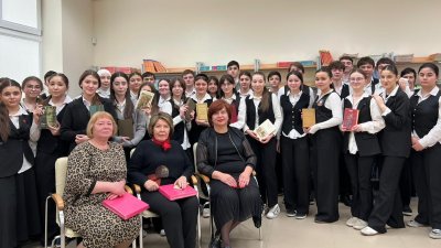 Встреча с профессором СКГИИ Еленой Ахоховой прошла в школе №12 города Баксана