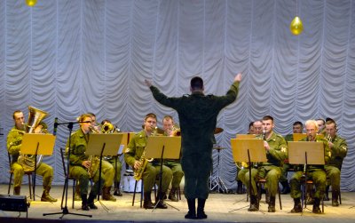 Концерт военного духового оркестра ко Дню Конституции РФ